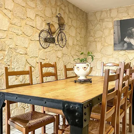 In Montfrin
